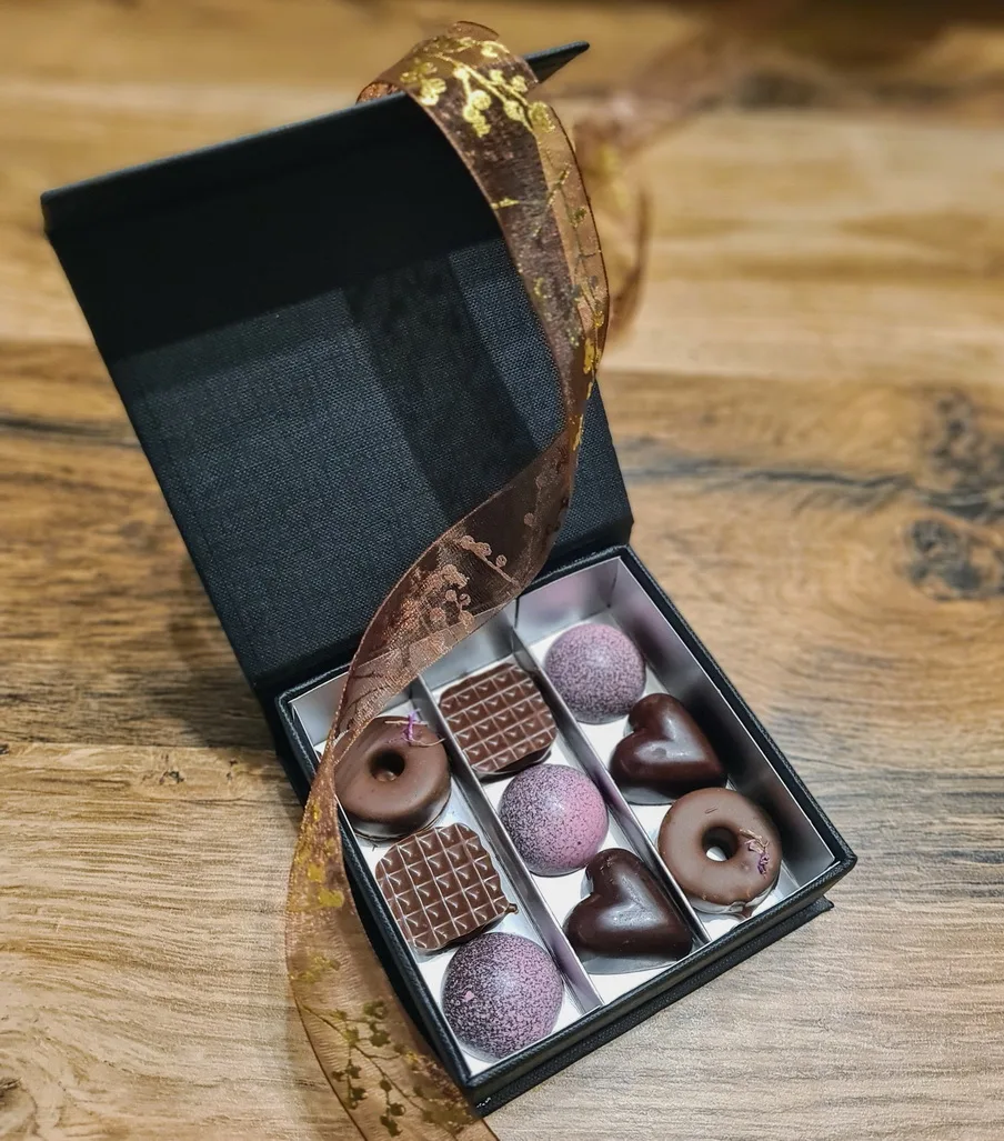 DÁRKOVÉ BALENÍ ČOKOLÁDOVÝCH BONBÓNŮ - Obrázek 3