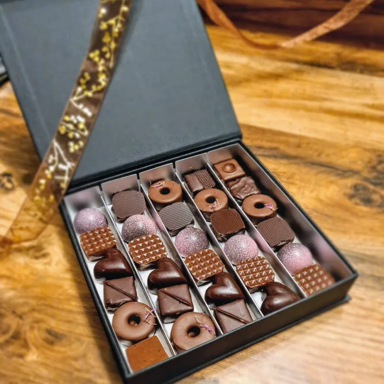 Dárková bonboniéra